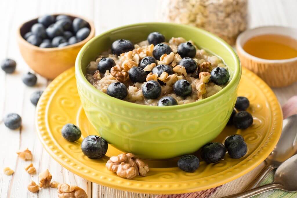 Boost Porridge a combination of oat bran, linseeds and walnuts to support gut, heart, brain and immune health.
